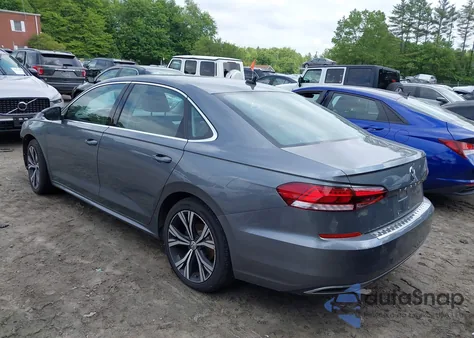 2022 Volkswagen Passat 2.0T Se z USA, uszkodzony, nr VIN 1VWSA7A34NC005017